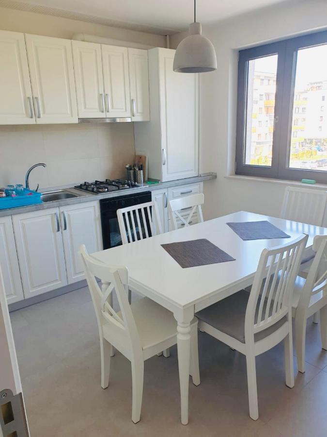 דירות בראשוב Segovia Apartament 2 מראה חיצוני תמונה